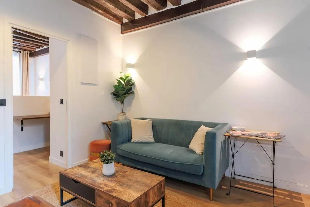 Superb Apartment La Sorbonne Latin Quarter Paris