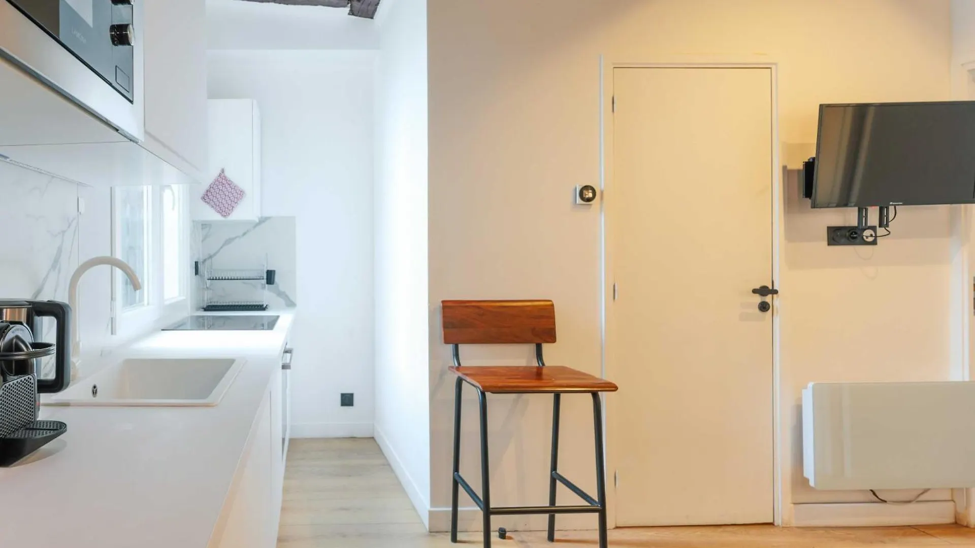 Superb Apartment La Sorbonne Latin Quarter Paris