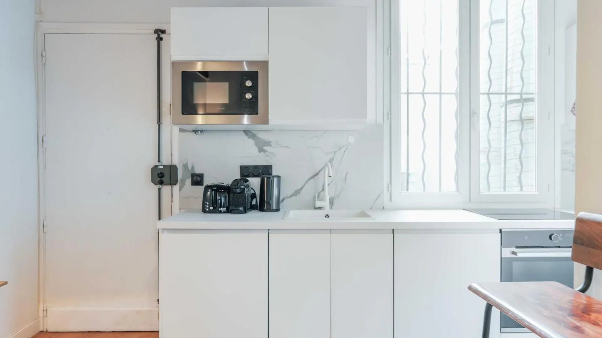 Superb Apartment La Sorbonne Latin Quarter Paris